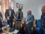 تجلیل مشاور وزیر ارشاد از قدیمی ترین خبرنگار اندیمشک